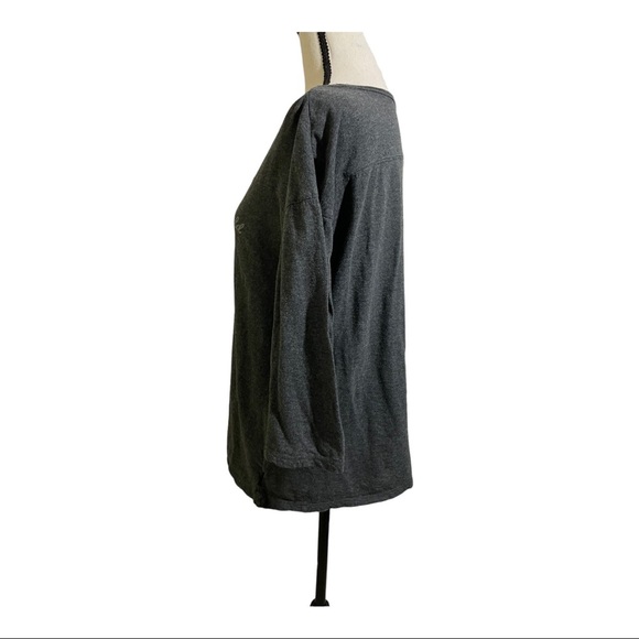 Disney Walt Disney world castle T-shirt. Grey size large. Magic kingdom. - Picture 6 of 8